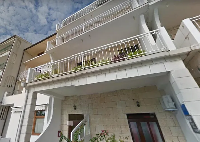 Gabrijel Apartment *
