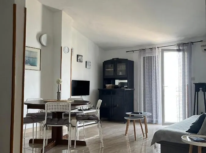 Apartment Gabrijel *