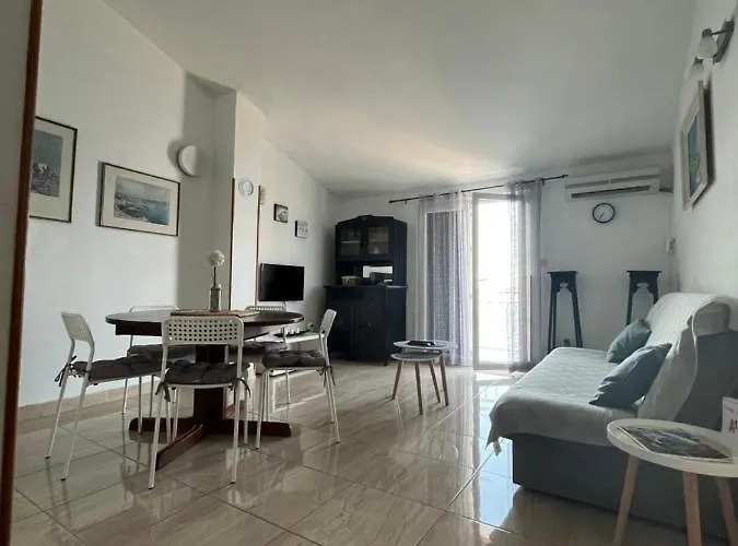 Gabrijel Podgora (Split-Dalmatia)